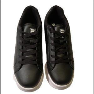 FILA Z Malfi Woman’s laced sneakers/Black with white soles. New in box /Size 8.5
